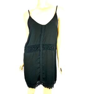 ASTR Black Slip Dress w Lace Details Size M Spaghetti Straps Polyester